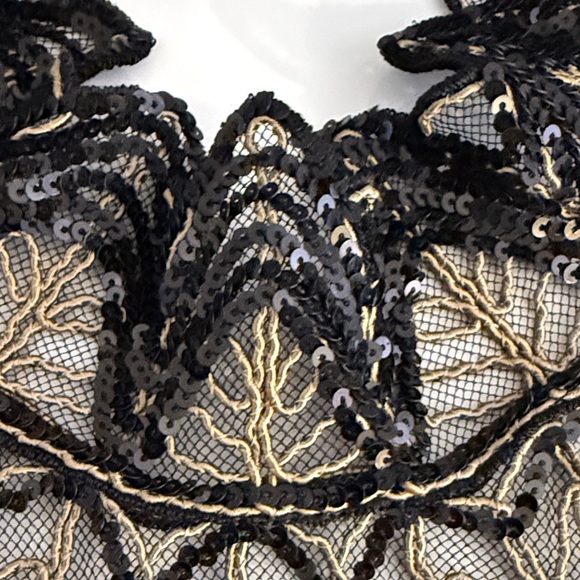 Elegant Black and Gold Lace Necklace - Picture 7 of 7